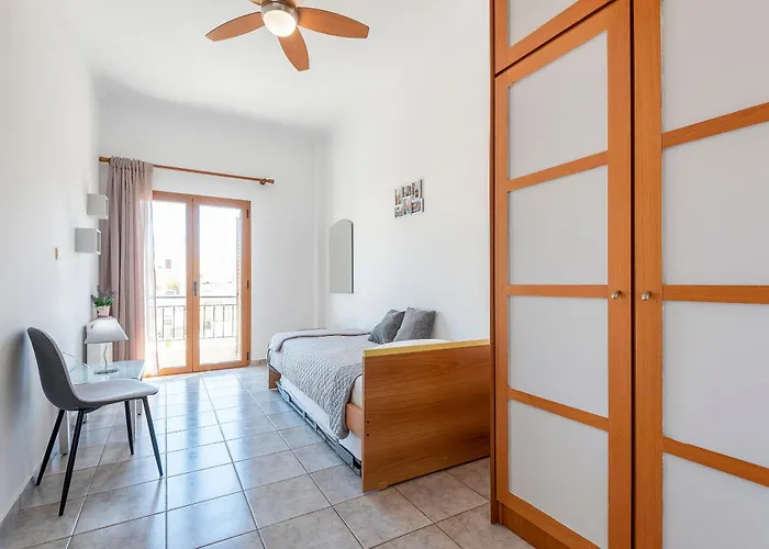 Apartman Beachside Retreat, Steps To Kosz