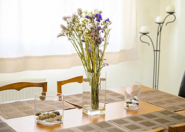 Apartman Beachside Retreat, Steps To