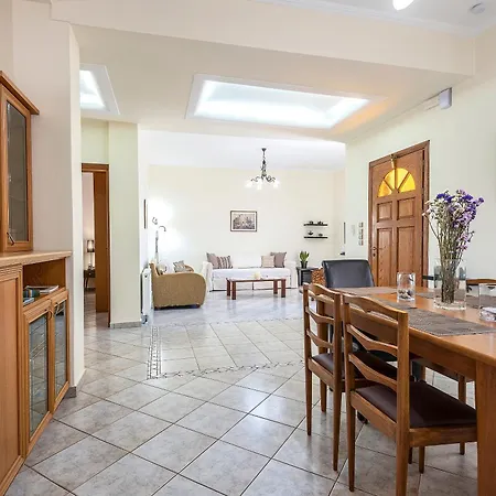 Beachside Retreat, Steps To Daire *
